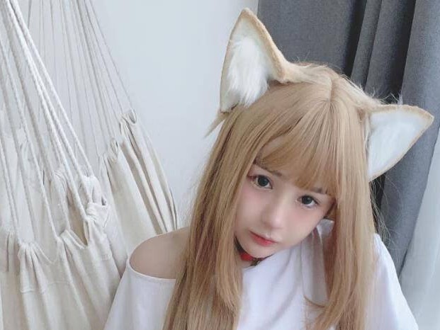 《猫娘》：樱井宁宁小姐姐的萌萌冒险！